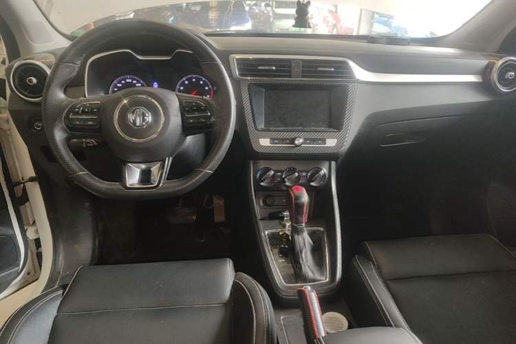 Used MG ZS 2018 1.5L Automatic Luxury Edition China V Standard Center Console