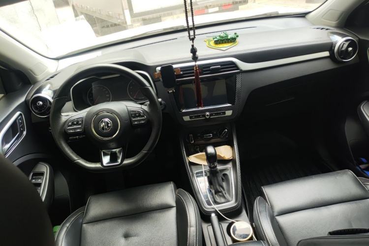 Used MG ZS 2018 1.5L Automatic Luxury Edition China V Standard Center Console
