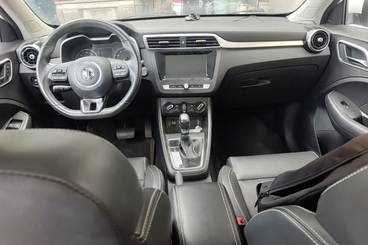 Used MG ZS 2018 1.5L Automatic Luxury Edition China V Standard Center Console