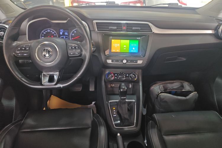 Used MG ZS 2018 1.5L Automatic Luxury Edition China V Standard Center Console