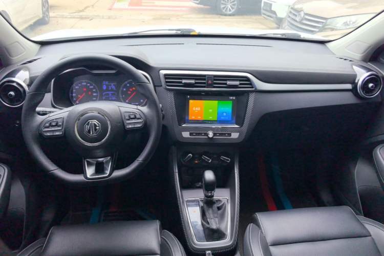 Used MG ZS 2018 1.5L Automatic Luxury Edition China V Standard Center Console