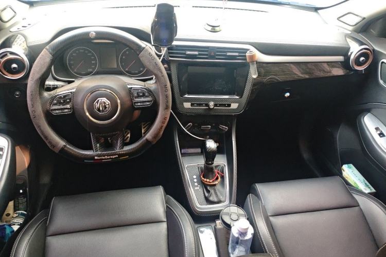 Used MG ZS 2018 1.5L Automatic Luxury Edition China V Standard Center Console