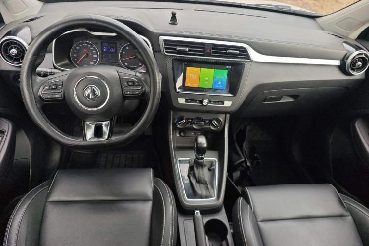 Used MG ZS 2018 1.5L Automatic Luxury Edition China V Standard Center Console