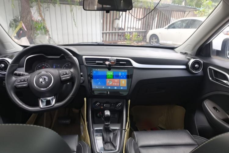 Used MG ZS 2018 1.5L Automatic Luxury Edition China V Standard Center Console
