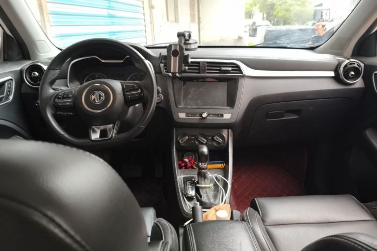 Used MG ZS 2018 1.5L Automatic Luxury Edition China V Standard Center Console