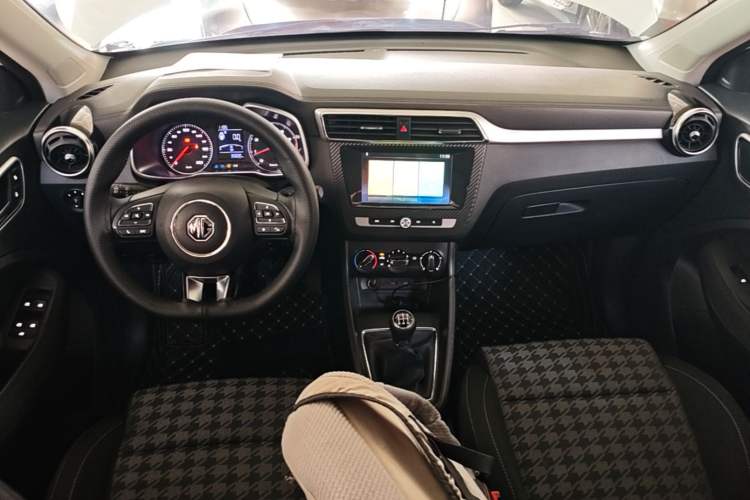 Used MG ZS 2018 1.5L Manual Comfort Edition China V Standard Center Console