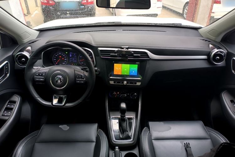 Used MG ZS 2018 1.5L Automatic Luxury Edition China V Standard Center Console