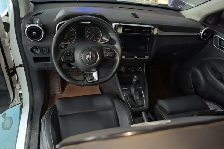 Used MG ZS 2018 1.5L Automatic Luxury Edition China V Standard Center Console