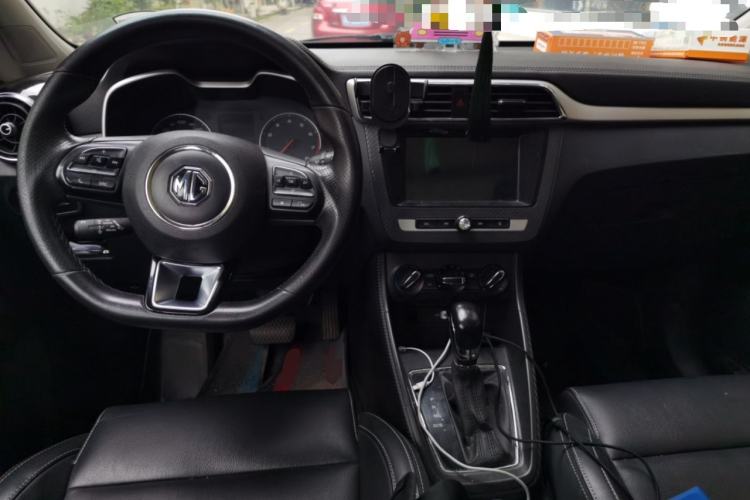 Used MG ZS 2018 1.5L Automatic Luxury Edition China V Standard Center Console