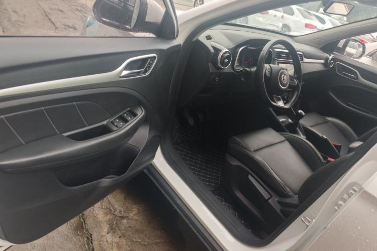 Used MG ZS 2018 1.5L Manual Elite Edition China V standard Driver Seat