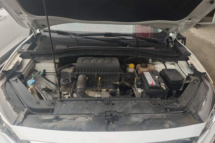 Used MG ZS 2018 1.5L Manual Elite Edition China V standard Engine Bay