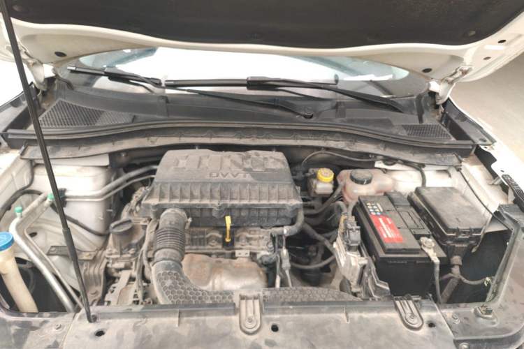 Used MG ZS 2018 1.5L Manual Luxury Version China V Standard Engine Bay