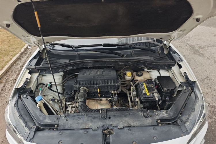 Used MG ZS 2018 1.5L Automatic Luxury Edition China V Standard Engine Bay
