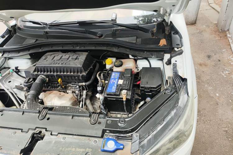Used MG ZS 2018 1.5L Automatic Luxury Edition China V Standard Engine Bay Left