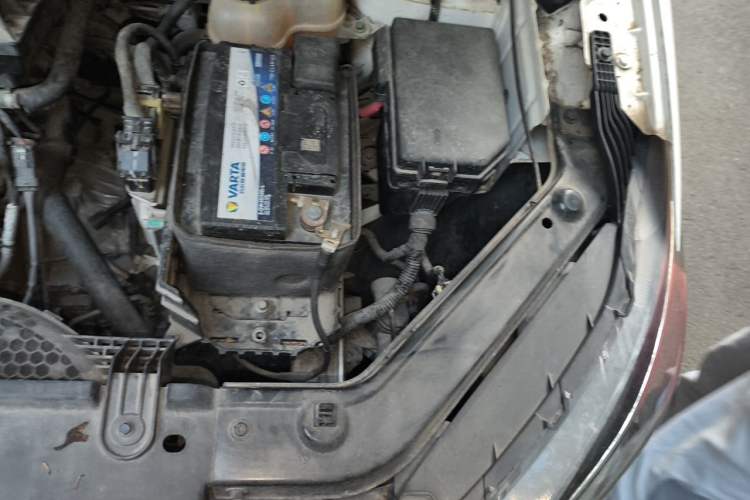 Used MG ZS 2018 1.5L Automatic Luxury Internet Edition China V Standard Engine Bay Left