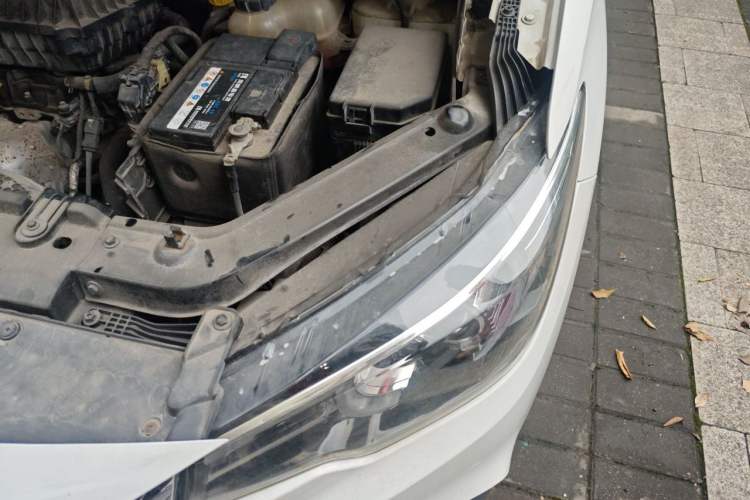 Used MG ZS 2018 1.5L Automatic Luxury Edition China V Standard Engine Bay Left
