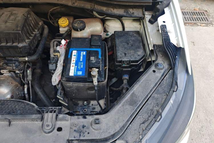 Used MG ZS 2018 1.5L Automatic Luxury Edition China V Standard Engine Bay Left