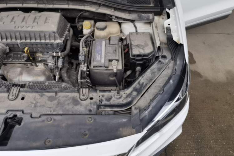 Used MG ZS 2018 1.5L Automatic Luxury Edition China V Standard Engine Bay Left