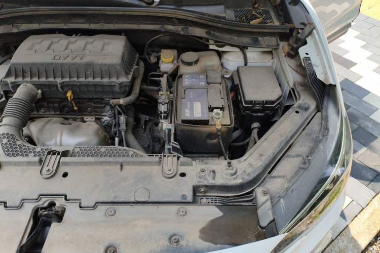 Used MG ZS 2018 1.5L Automatic Luxury Edition China V Standard Engine Bay Left