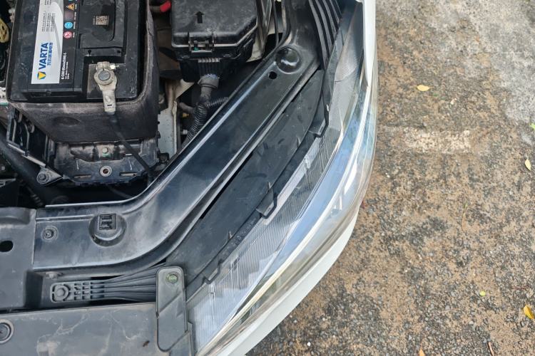 Used MG ZS 2018 1.5L Automatic Luxury Edition China V Standard Engine Bay Left