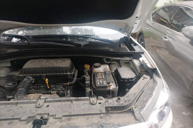 Used MG ZS 2018 1.5L Automatic Luxury Edition China V Standard Engine Bay Left