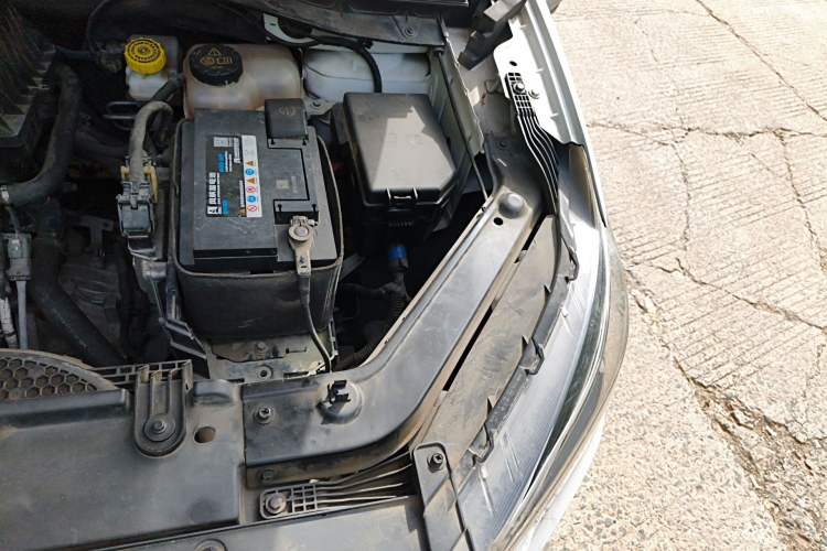 Used MG ZS 2018 1.5L Automatic Luxury Edition China V Standard Engine Bay Left