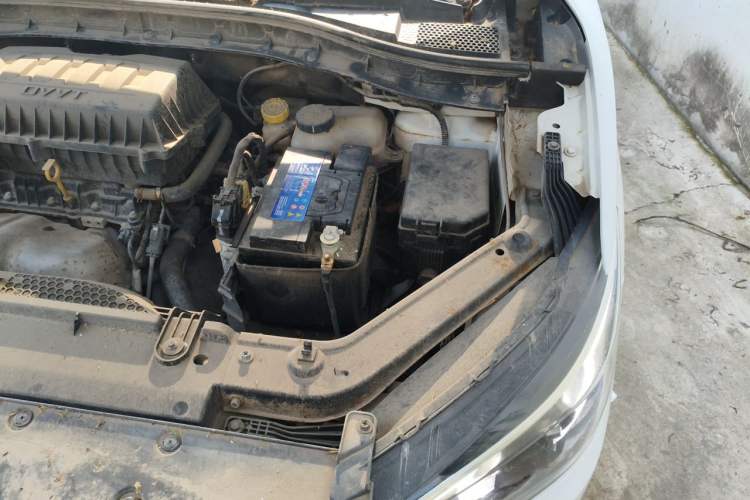 Used MG ZS 2018 1.5L Automatic Luxury Edition China V Standard Engine Bay Left