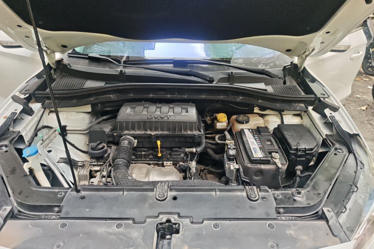 Used MG ZS 2018 1.5L Automatic Luxury Edition China V Standard Engine Bay