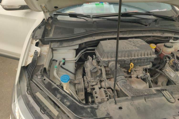 Used MG ZS 2018 1.5L Manual Luxury Version China V Standard Engine Bay Right