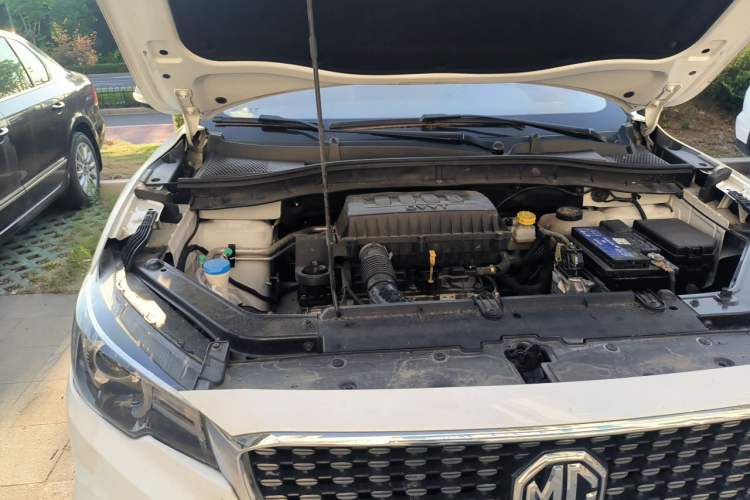Used MG ZS 2018 1.5L Automatic Luxury Edition China V Standard Engine Bay Right