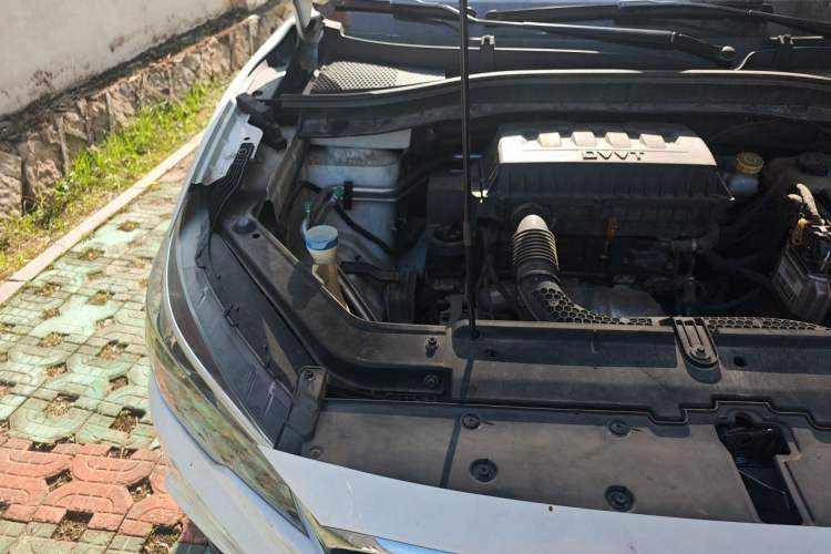 Used MG ZS 2018 1.5L Manual Luxury Version China V Standard Engine Bay Right
