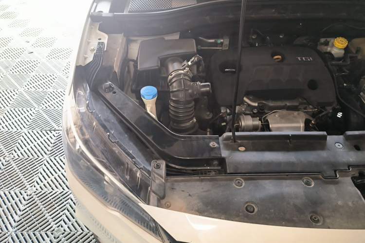 Used MG ZS 2018 16T Automatic Flagship Internet Edition China V Standard Engine Bay Right
