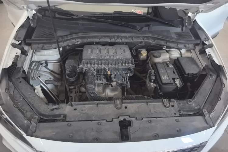 Used MG ZS 2018 1.5L Automatic Luxury Edition China V Standard Engine Bay