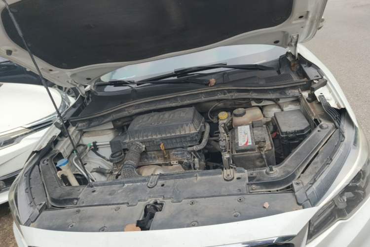Used MG ZS 2018 1.5L Automatic Luxury Edition China V Standard Engine Bay