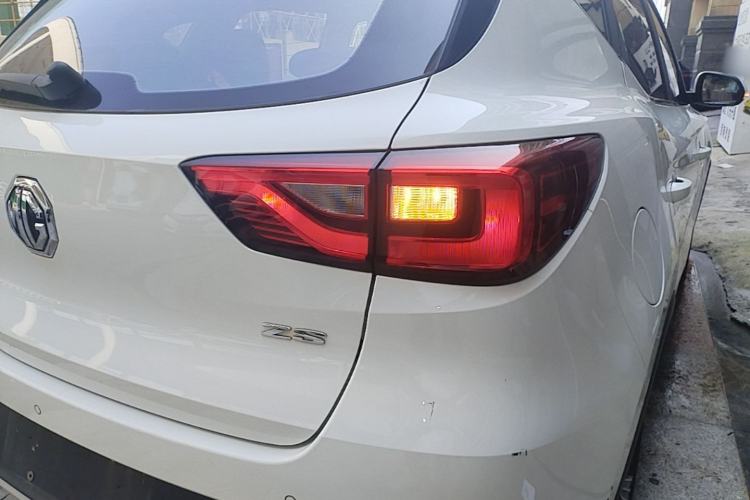 Used MG ZS 2018 1.5L Automatic Luxury Edition China V Standard Exterior 1