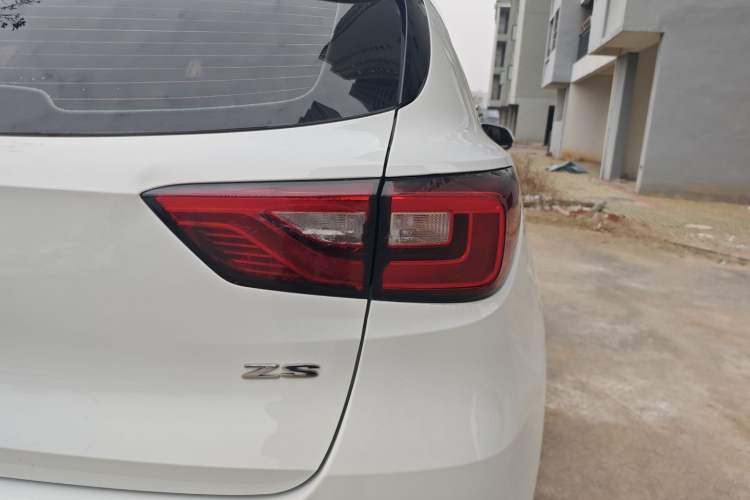 Used MG ZS 2018 1.5L Automatic Luxury Edition China V Standard Exterior 2