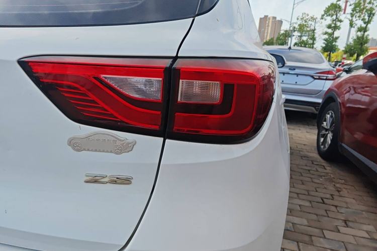 Used MG ZS 2018 1.5L Automatic Luxury Edition China V Standard Exterior 2