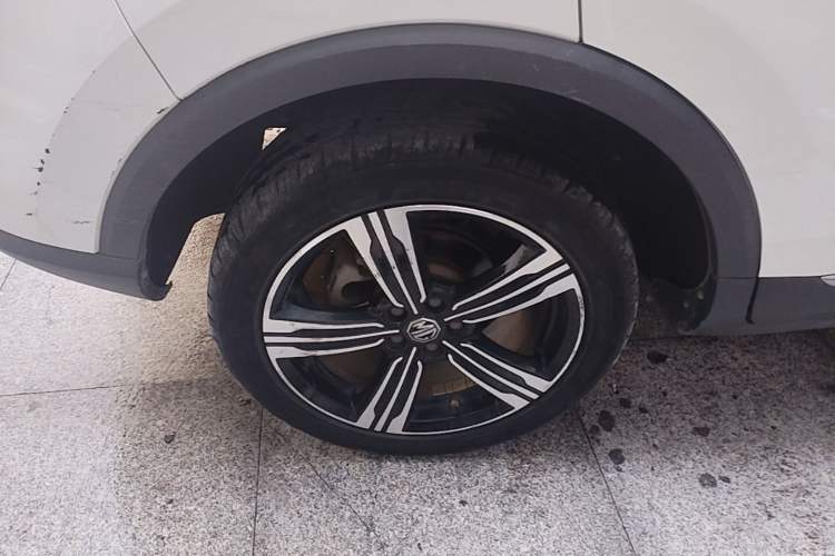 Used MG ZS 2018 1.5L Automatic Luxury Edition China V Standard Exterior 3