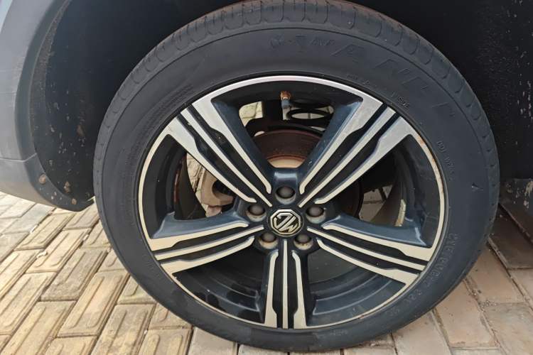 Used MG ZS 2018 1.5L Automatic Luxury Edition China V Standard Exterior 4