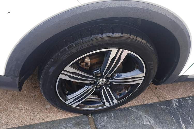 Used MG ZS 2018 1.5L Automatic Luxury Edition China V Standard Exterior 4