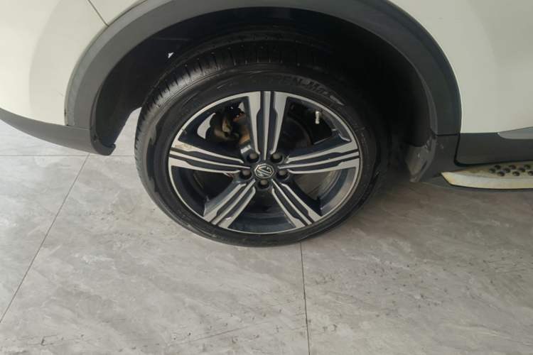 Used MG ZS 2018 1.5L Automatic Luxury Edition China V Standard Exterior 5