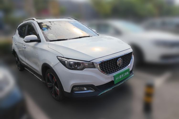 Used MG ZS 2018 1.5L Automatic Luxury Edition China V Standard Front Right 45 Deg