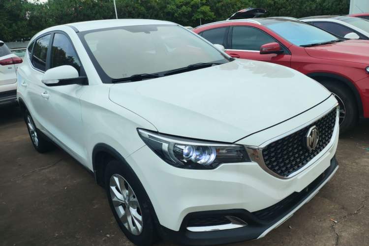 Used MG ZS 2018 1.5L Manual Fashion Edition China V-standard Front Right 45 Deg