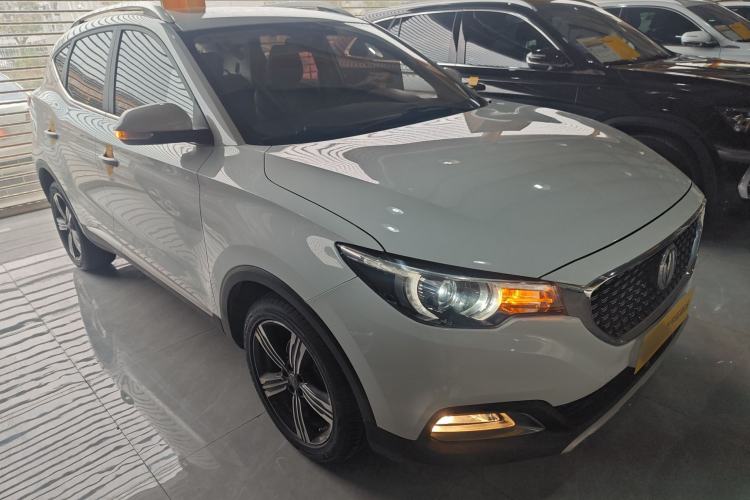 Used MG ZS 2018 1.5L Automatic Luxury Edition China V Standard Front Right 45 Deg