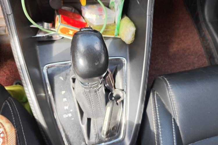 Used MG ZS 2018 1.5L Automatic Luxury Edition China V Standard Gear Lever