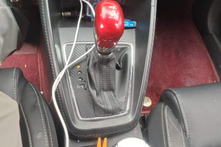 Used MG ZS 2018 1.5L Automatic Luxury Edition China V Standard Gear Lever