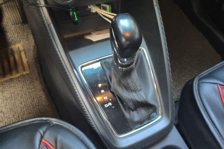 Used MG ZS 2018 1.5L Automatic Luxury Internet Edition China V Standard Gear Lever