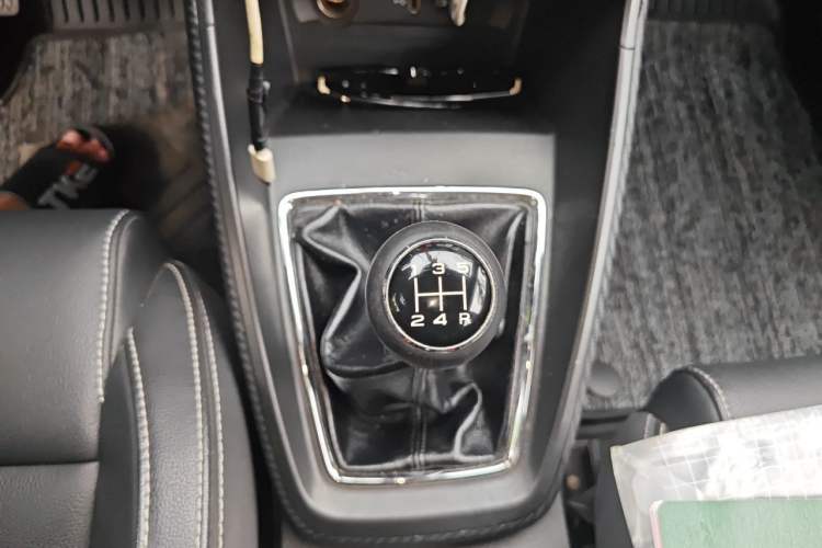 Used MG ZS 2018 1.5L Manual Luxury Version China V Standard Gear Lever