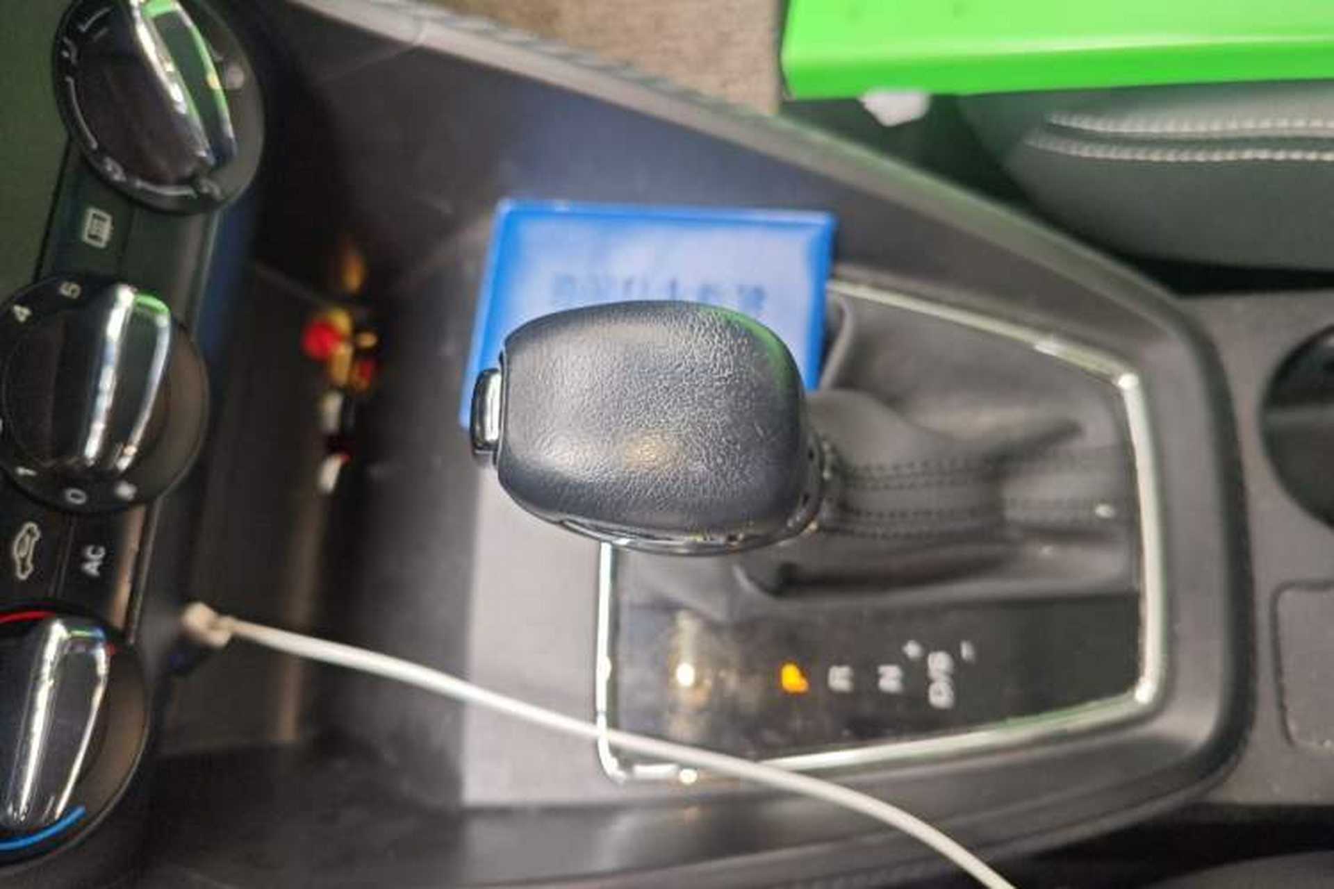 Used MG ZS 2018 1.5L Automatic Luxury Edition China V Standard Gear Lever