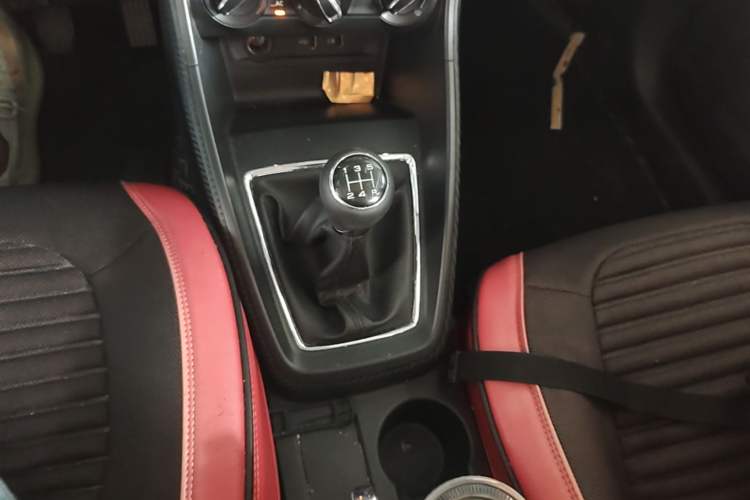 Used MG ZS 2018 1.5L Manual Comfort Edition China V Standard Gear Lever